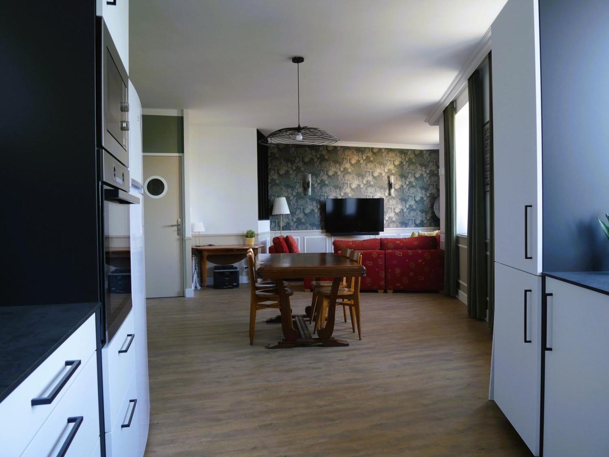 Le Familia Apartment Guer Exterior photo